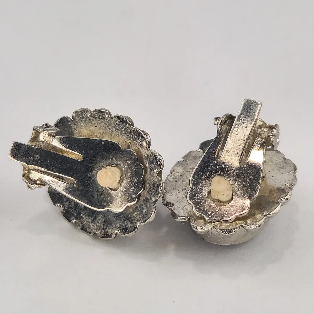 Vintage Black Cabochon Silver Tone Ornate Clip On Earrings